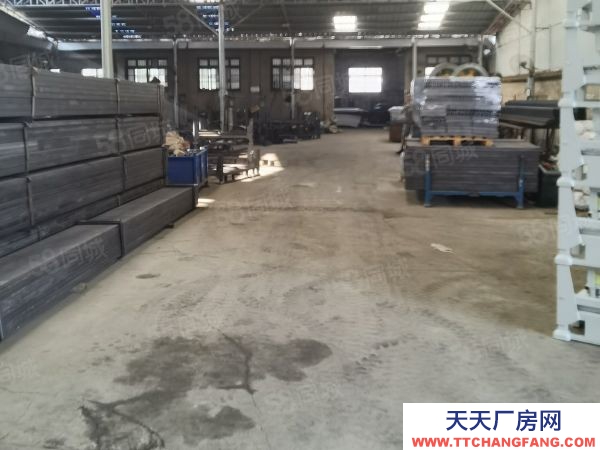 長沙市長沙區 汽車東站一千，二千，三千平方廠房岀租，手續齊全