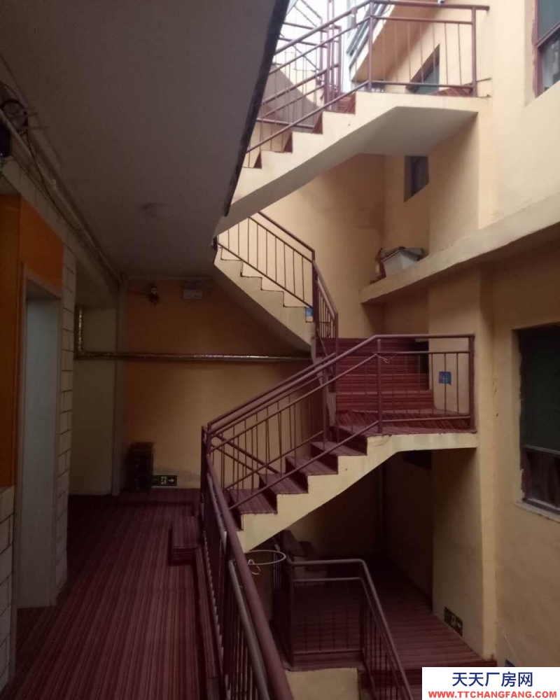 (出售) 急售!撿漏!價格可議!鼓樓南大街陽光學校對面3層樓房4間門面