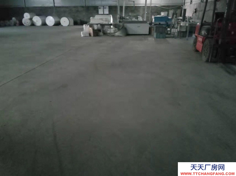 保定 滿城 緊鄰馬路，交通便利，水電齊全可進大車。