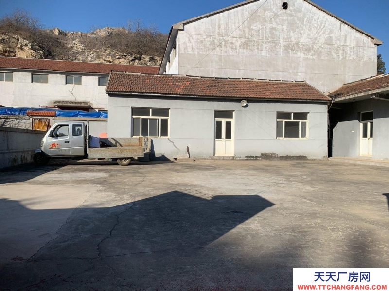 淄博博山出租房屋八間，面積四百平方左右！