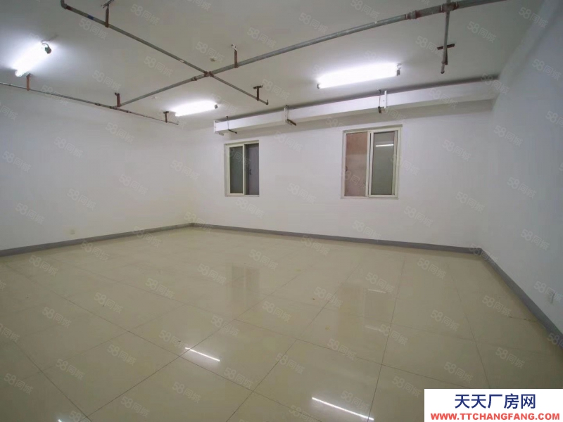 (出租) 深圳福田華強南 百元特價倉庫出租，租期靈活，存放家具文件貨物，送租期