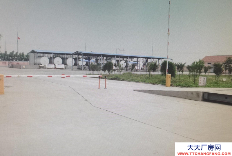 淄博臨淄占地面積約14400平方米，共有14臺(tái)儲(chǔ)罐。