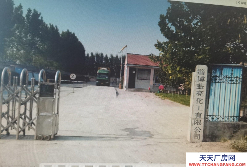 淄博臨淄占地面積約14400平方米，共有14臺(tái)儲(chǔ)罐。