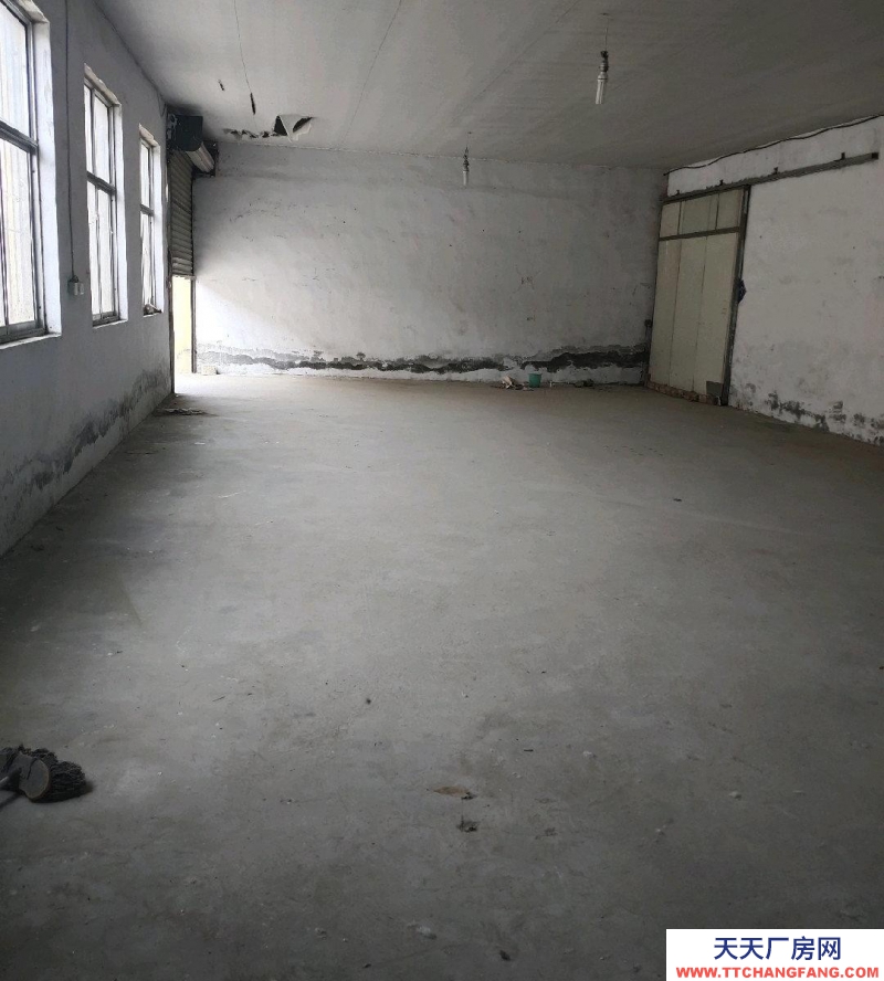 淄博周村可用做小型倉(cāng)庫(kù)等，進(jìn)出車方便，水電齊全