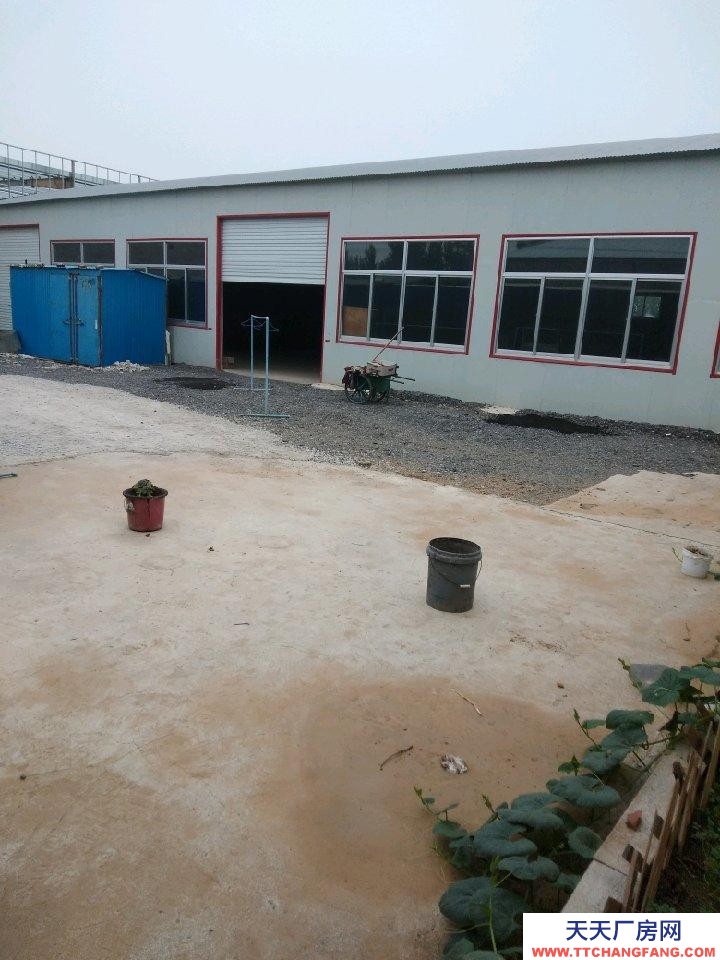 保定 易縣 大北城高速口西行1000 倉庫 700平米