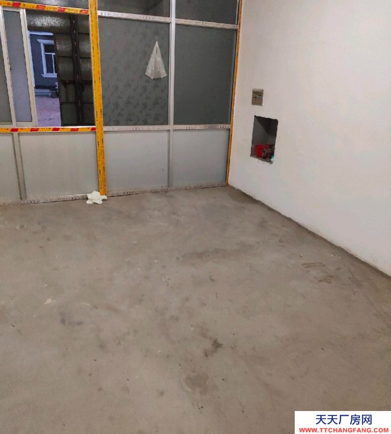 保定 高陽  庫房大概500平米左右，瓷磚地面，租金面議