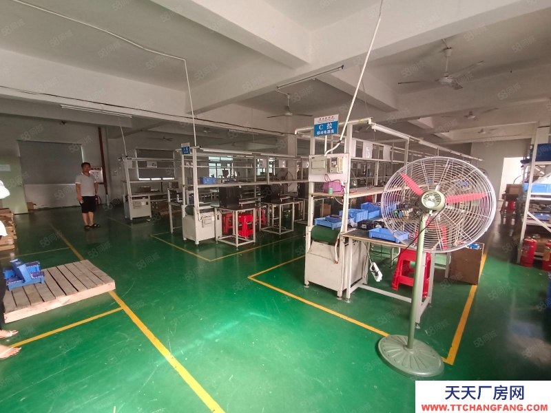 (出租) 東莞清溪鎮三中村高速路口原現成裝修標準二樓780平廠房出租