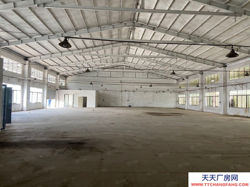 (出租) 東莞常平橋瀝9米高磚墻1600平方,中間無柱子,可分租