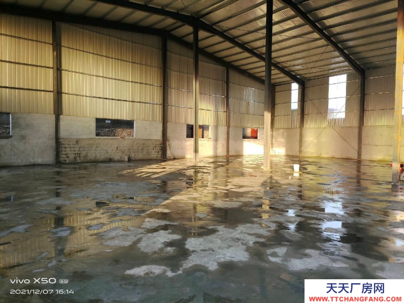 棗莊市中出租1700平方鋼結(jié)構(gòu)，8米高度。