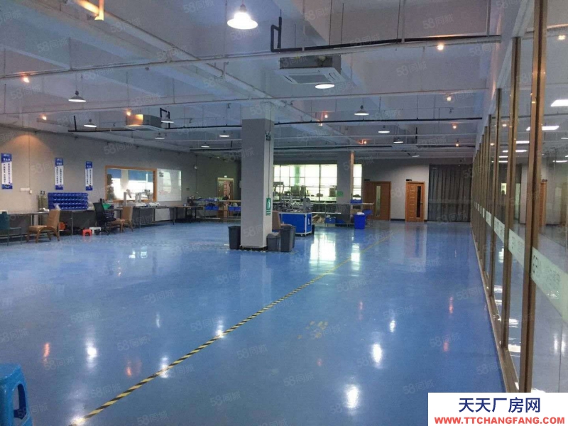 (出租) 東莞長安剛空出1100平方廠房出租,樓上現(xiàn)成精裝修水電齊全,通風采光