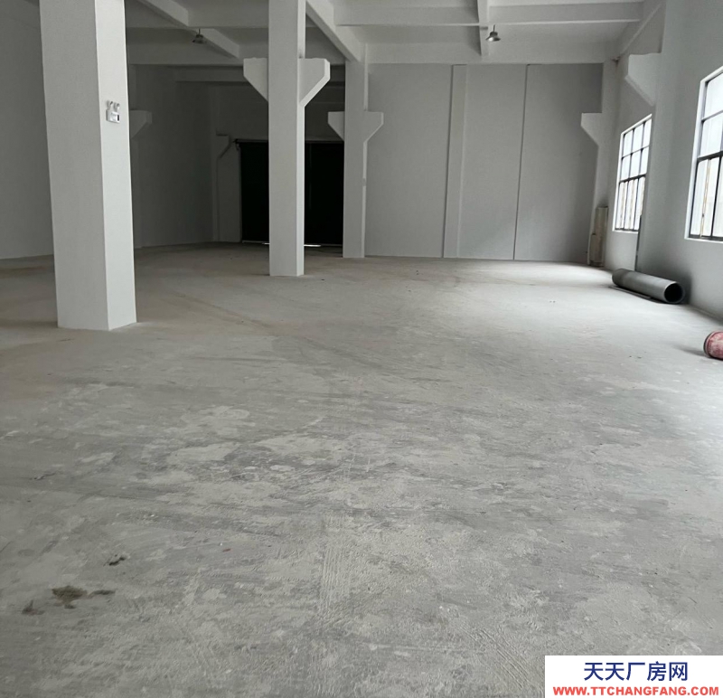 (出租) 蚌埠 蚌山二樓1000平方，有貨梯大車進出方便