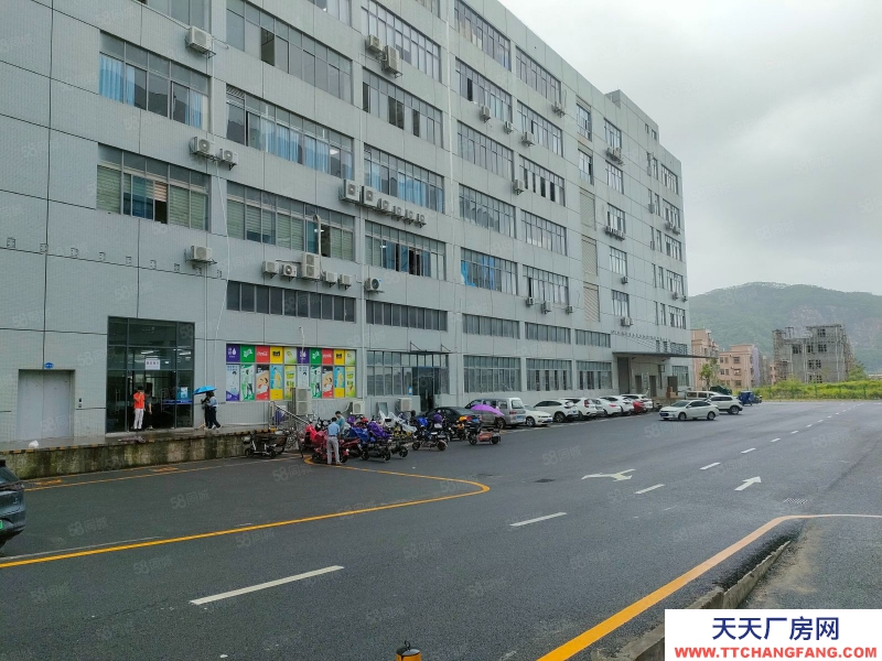 (出租) 東莞清溪高速路口樓上精裝修廠房出租水電全5噸貨梯帶消防噴淋