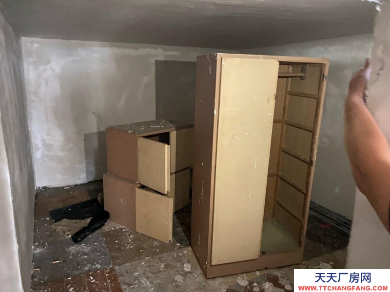 棗莊薛城45平倉庫出租，停車方便