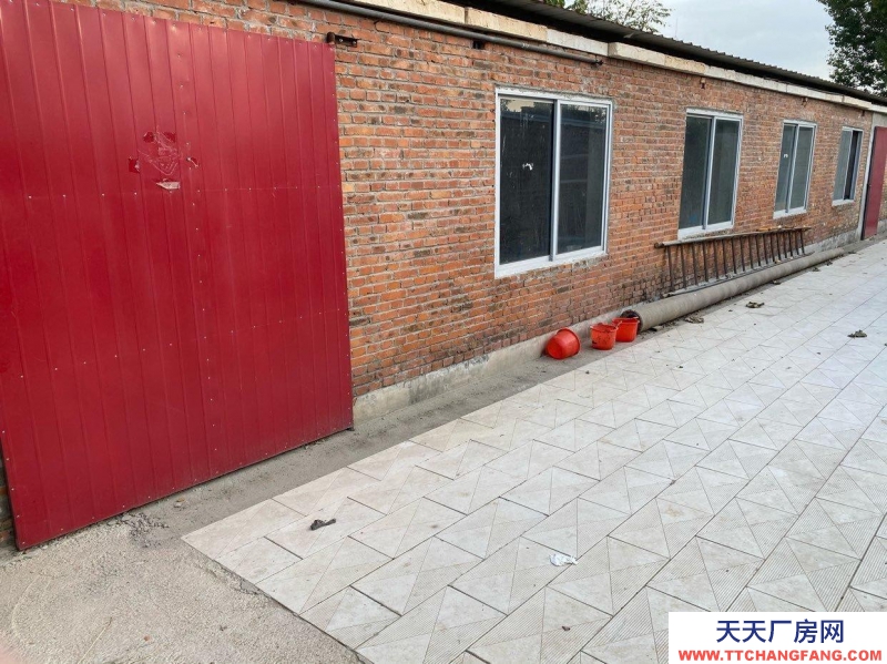 保定 容城  容西安置區(qū)北部倉(cāng)庫(kù)宿舍