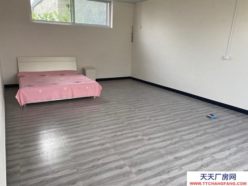 保定 容城  容西安置區(qū)北部倉(cāng)庫(kù)宿舍