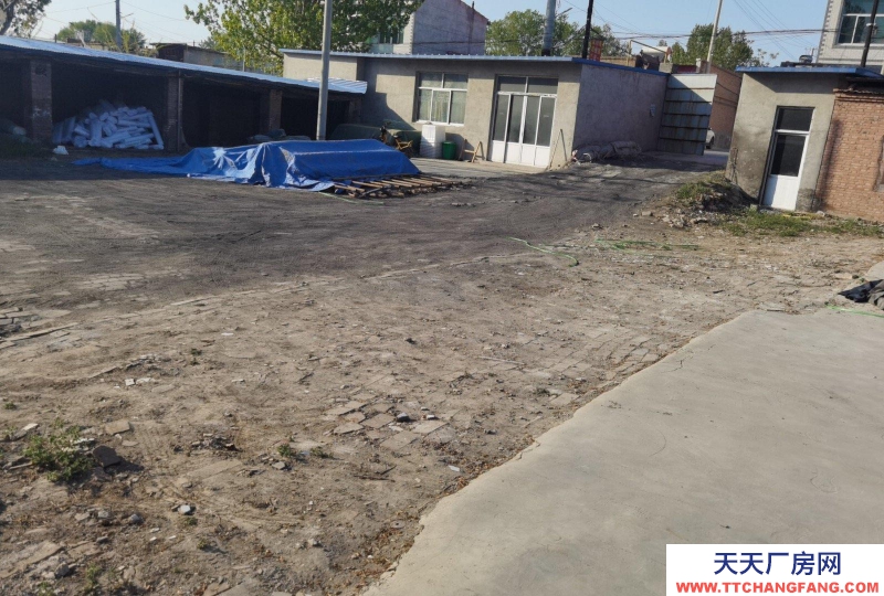 保定 容城 大院帶庫房位于容西附近，交通方便，可進(jìn)大車