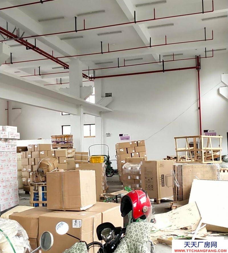 杭州臨安(出租) 倉庫院內大車進出方便，