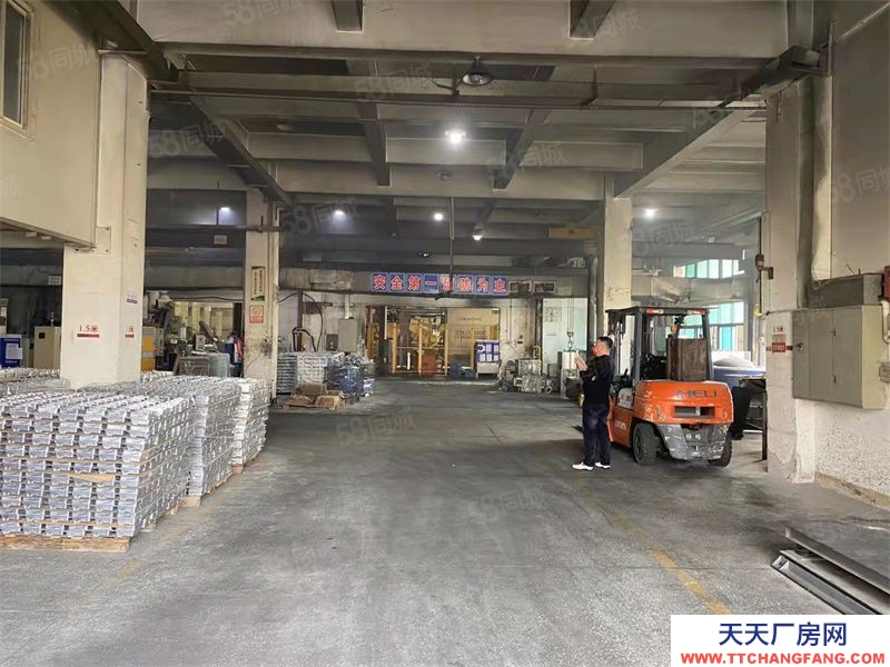 (出售) 東莞兩層廠房好用適合各種行業空地4668平米附送產權清晰無任何問