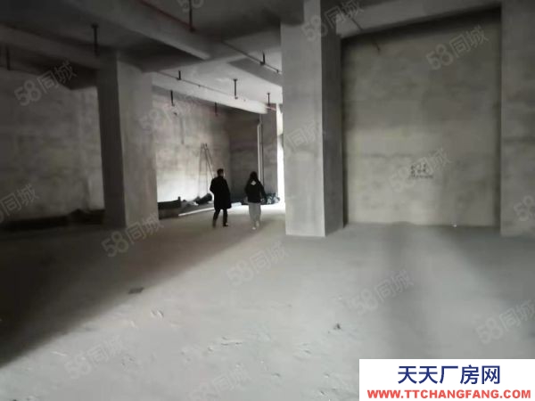 株洲市天元區(qū)倉庫出租丶交通便利正規(guī)市場丶價格低丶免物業(yè)丶保安24小時值班