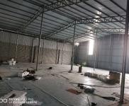 (出租) 襄陽老河口此房位于市區，周邊進出大車也方便，三廂獨立電表服裝廠，