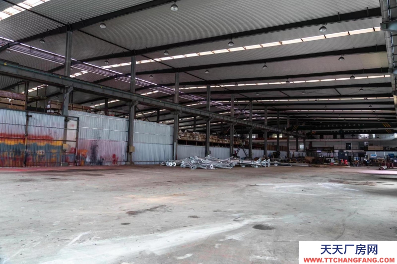 南寧市西鄉塘區(出租) 高新區高新五路廠房12米高有5噸航吊鋼結構標準廠房倉庫出租