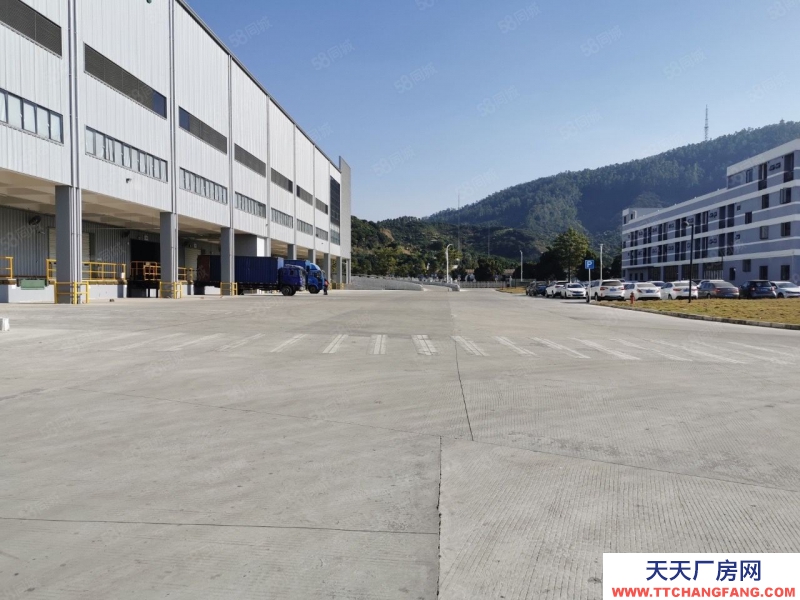 (出租) 東莞大嶺山鎮高速出口附近高標可雙邊卸貨物流倉庫20000平米招租