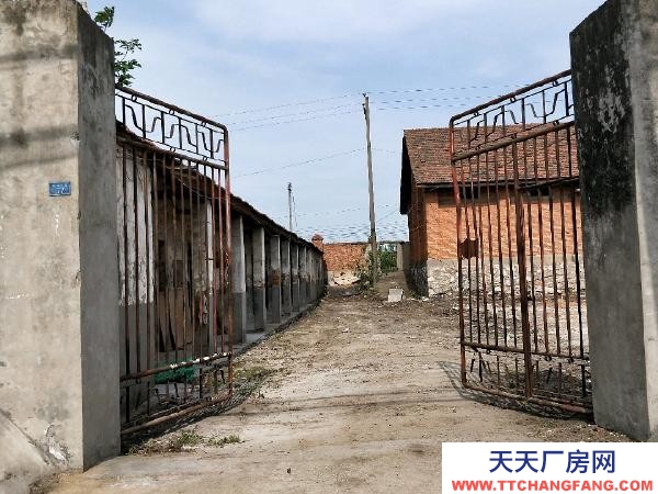 (出租) 宜城市小河鎮朱市社區新豐大道77號(朱市火車站)場地房屋出租