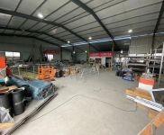 (出租)荊州沙市 低價出租沙市農場旁400平廠房(帶斷橋窗設備)700平空地