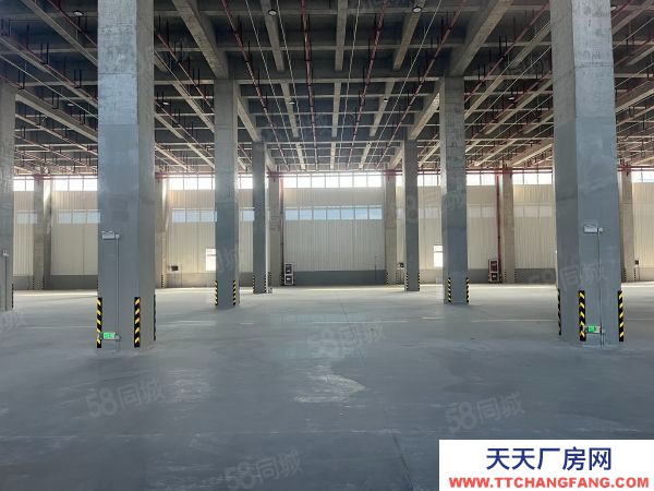 蘇州市太倉市城廂 高平臺(tái)倉庫2000平 大車好進(jìn)出