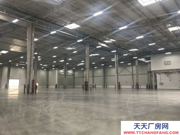 蘇州市張家港8000平米丙二類物流倉庫出租形象好雙邊卸貨平臺