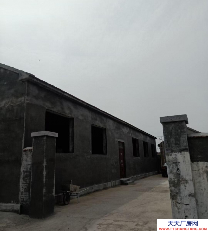 東營位于酒廠東鄰，振興路北，新建廠房270平米