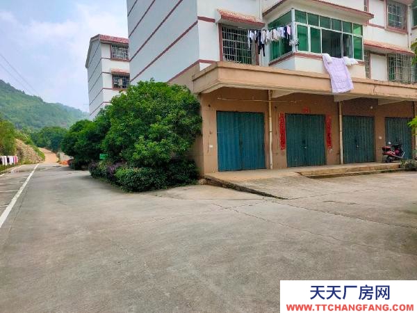 (出租) 南昌灣里區(qū)大道主干道公交站旁可辦廠，可倉(cāng)庫(kù)，可辦公