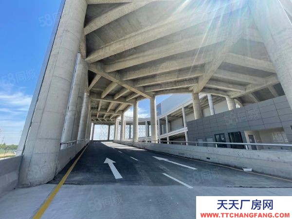 蘇州市常熟全新三層坡道庫,一樓雙邊庫,分租3300平,場地超大