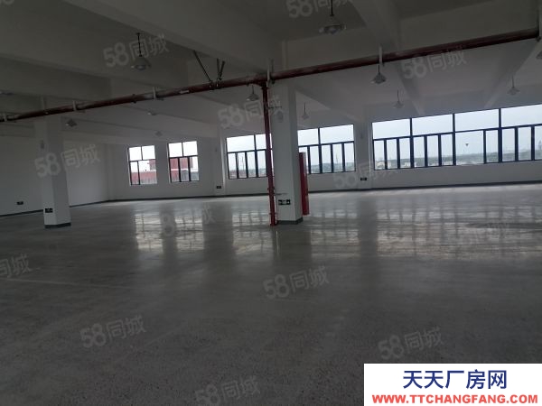 蘇州市常熟市莫城樓上電商倉庫1300平出租，環境好，租金便宜，交通便利