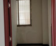 (出租)十堰茅箭 出租二堰街辦北廣場桃源御品與冠城美立方之間倉庫