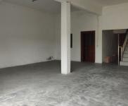 (出租) 十堰竹溪高速路口100米，可做商鋪和倉庫，租金面談