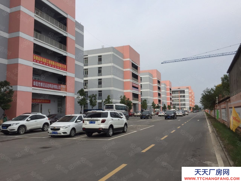 (出租) 阜陽潁泉145平3600平 大通道倉庫廠房 大車可進(jìn) 消費(fèi)齊全