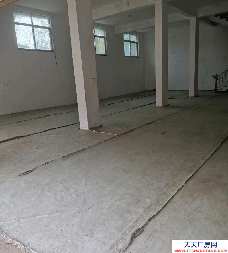 (出租) 阜陽臨泉交通便利 倉儲 居住 辦公，均可！