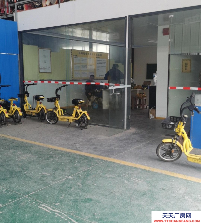 (出租) 阜陽臨泉交通方便，可以做商鋪經(jīng)營，也可以做倉庫