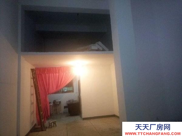 株洲市荷塘區向陽廣場附近，交通便利，停車方便