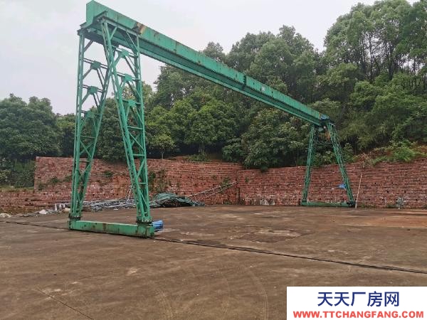 (出租) 露天場地出租，有意者可面談。