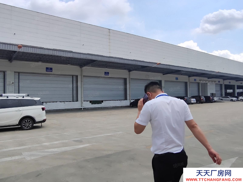 (出租) 佛山市三水白坭新空出3600平方靠百事路邊可分租倉庫廠房出租