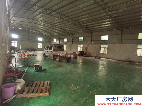 株洲市蘆淞區服裝市場旁廠房倉庫600出租