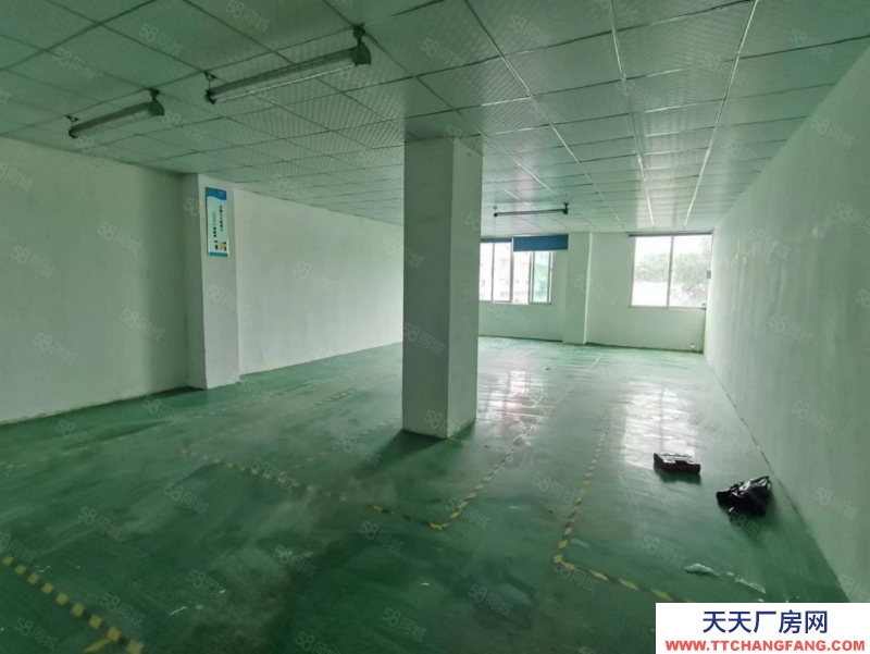 (出租) 佛山禪城層高4.2米,現(xiàn)成裝修,配套消防,禪城區(qū)新900平廠房出租