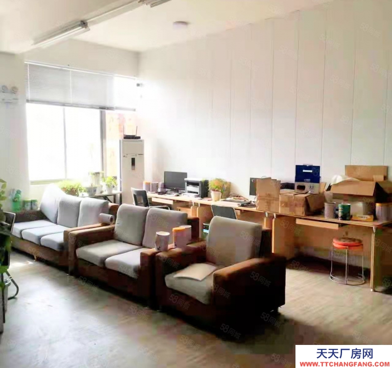 (出租)阜陽潁泉 商貿城人流量大工人好招,獨立大院可進大車,辦廠倉庫辦公均可