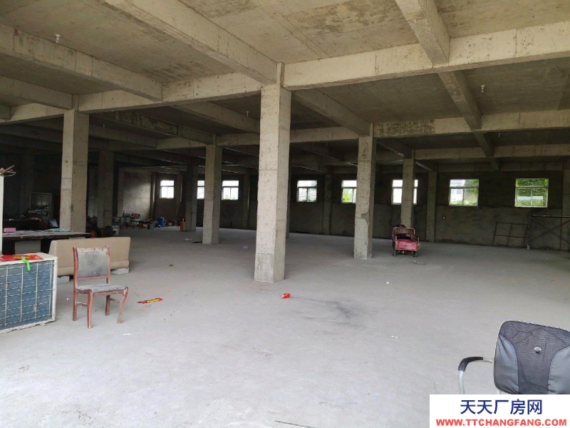 (出租) 淮南鳳臺可當廠房或者倉庫，價格可面議，一共三層