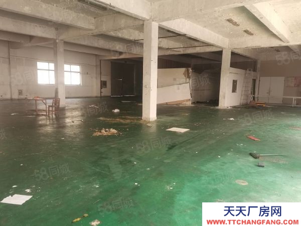 蘇州市相城區元和一樓1100平標準廠房，可做倉儲電商，大車好進可短租