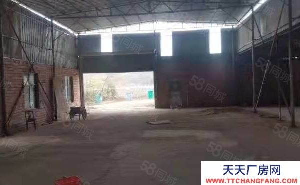 株洲市石峰區(qū)X051旁坪房東自建標準廠房倉庫優(yōu)價急出租