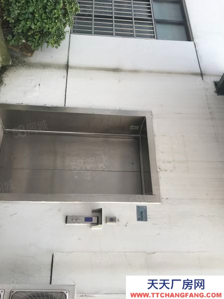 蘇州市吳中區(qū)太湖新城倉(cāng)庫1100平起租,有貨梯