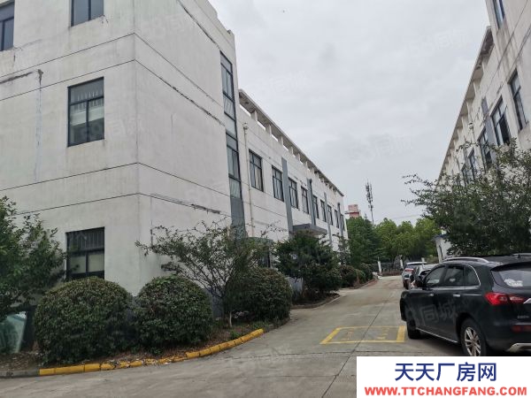 蘇州市吳中區(qū)橫涇一樓廠房2400平米出租 火車頭廠房
